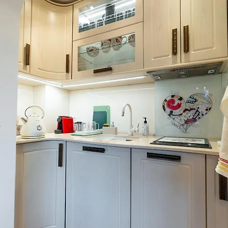 Spacious 3-br Retreat