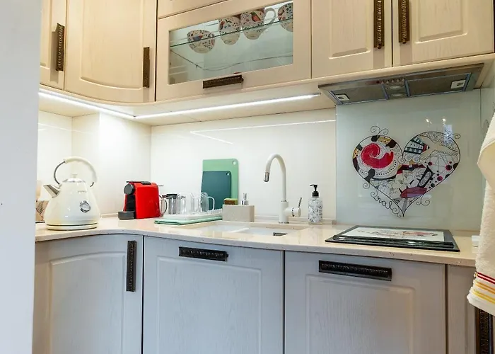 Spacious 3-br Retreat