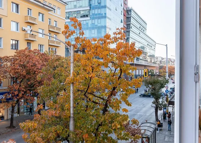 Spacious 3-br Retreat