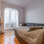 Daire Spacious 3-br Retreat By Bulgarianhomes *