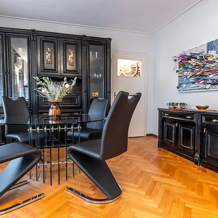 Apartamento Spacious 3-br Retreat