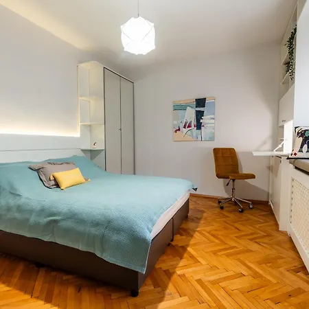 Spacious 3-br Retreat Appartement *