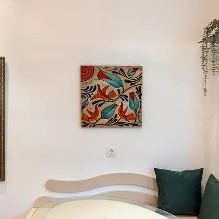 Spacious 3-br Retreat Appartement